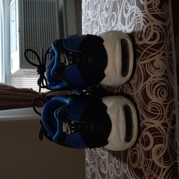I'm selling my airmax 95 good condition used - Picture 5 of 11